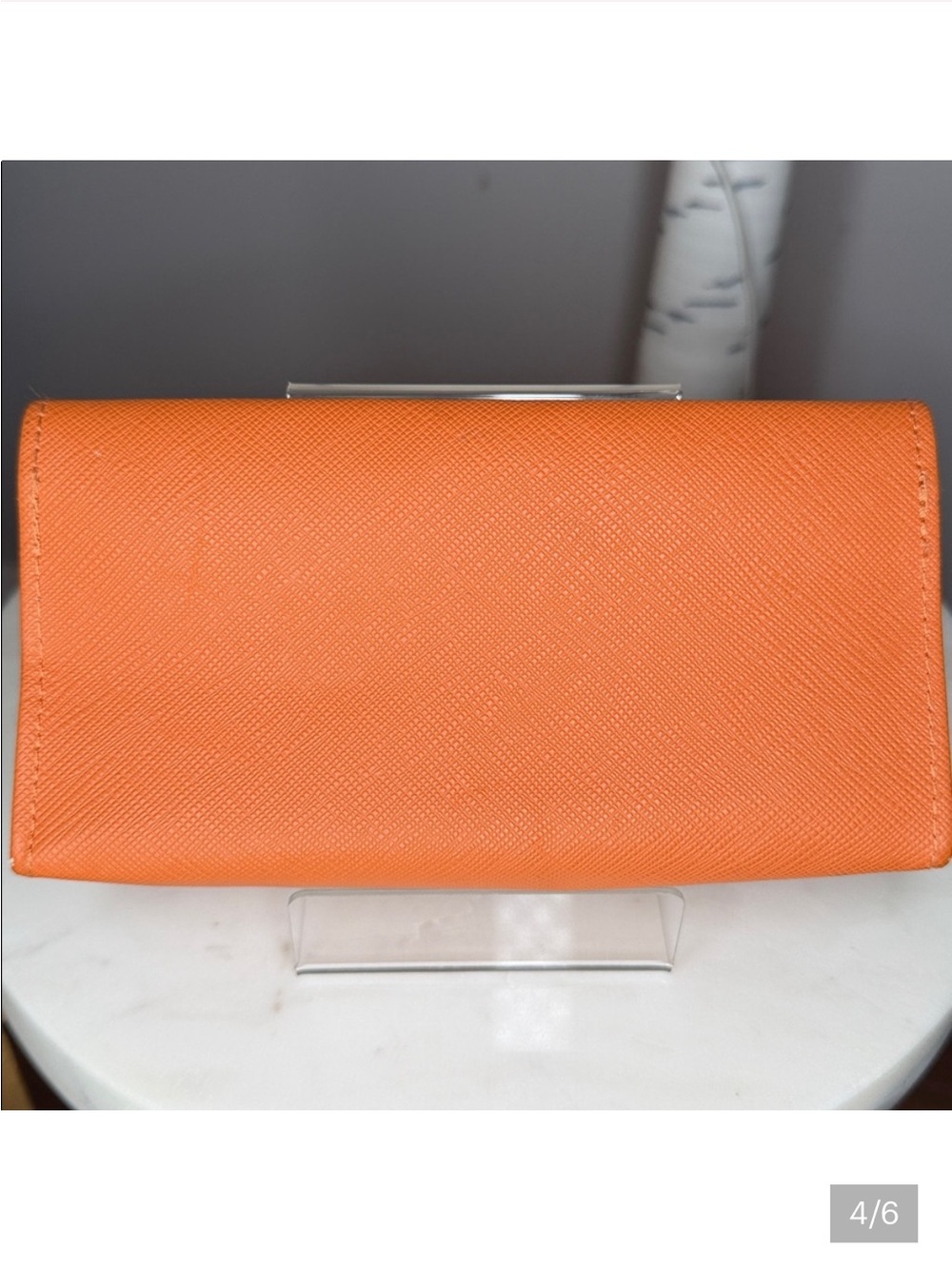 EUC Tory Burch Orange Saffiano Continental EYE GLASS CASE with Gold Logo - Picture 2 of 6